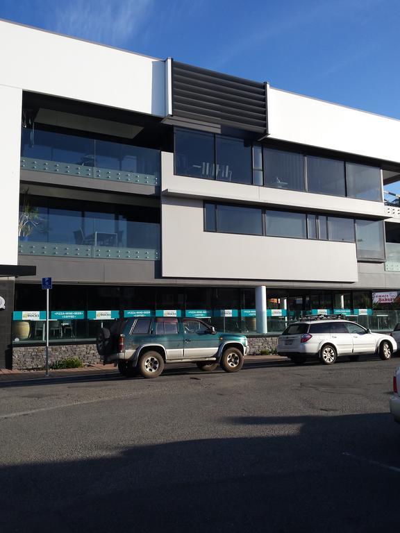 Sumner Re Treat Aparthotel Christchurch Bagian luar foto