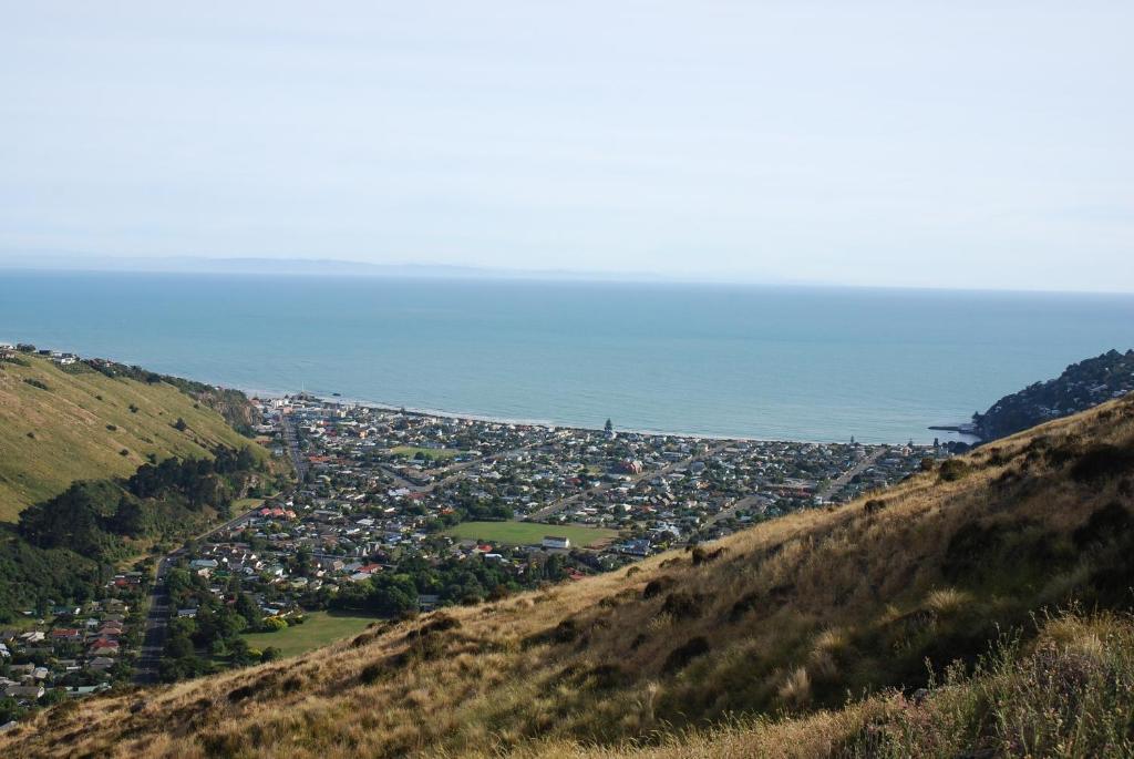 Sumner Re Treat Aparthotel Christchurch Bagian luar foto